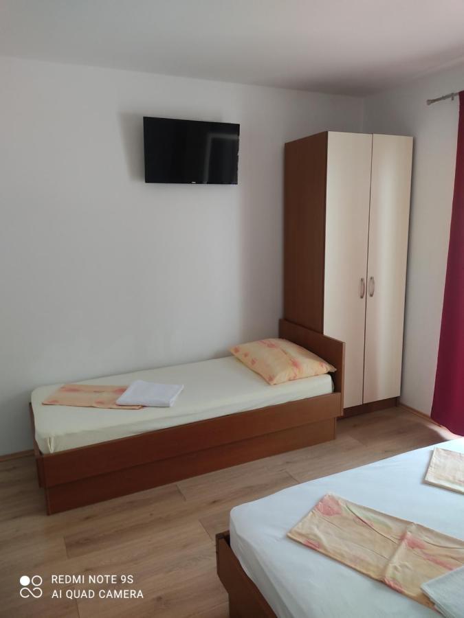 Hotel Dems Živogošće Exterior foto