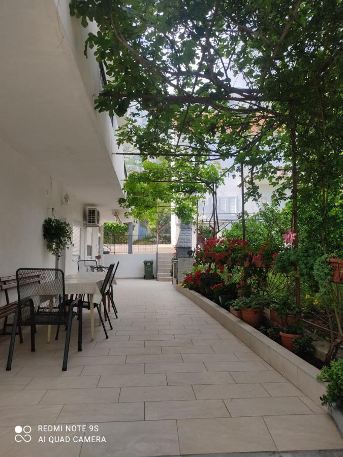 Hotel Dems Živogošće Exterior foto